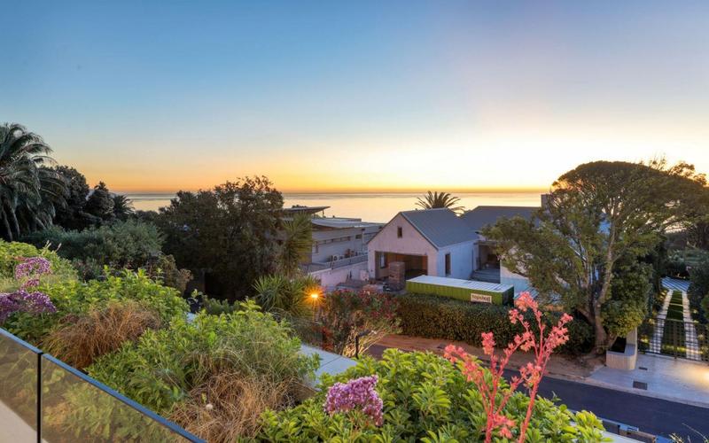 6 Bedroom Property for Sale in Camps Bay Western Cape